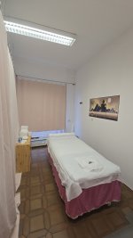 Massage_1b_web.jpg
